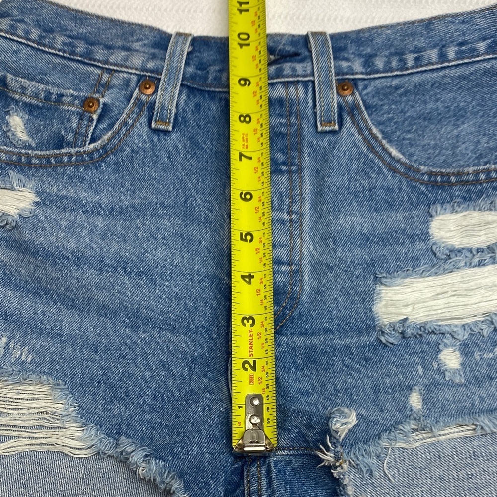 Levi’s 501 Distressed Cutoff Shorts | High Rise | W26 | 90s Grunge Vintage - Picture 8 of 8